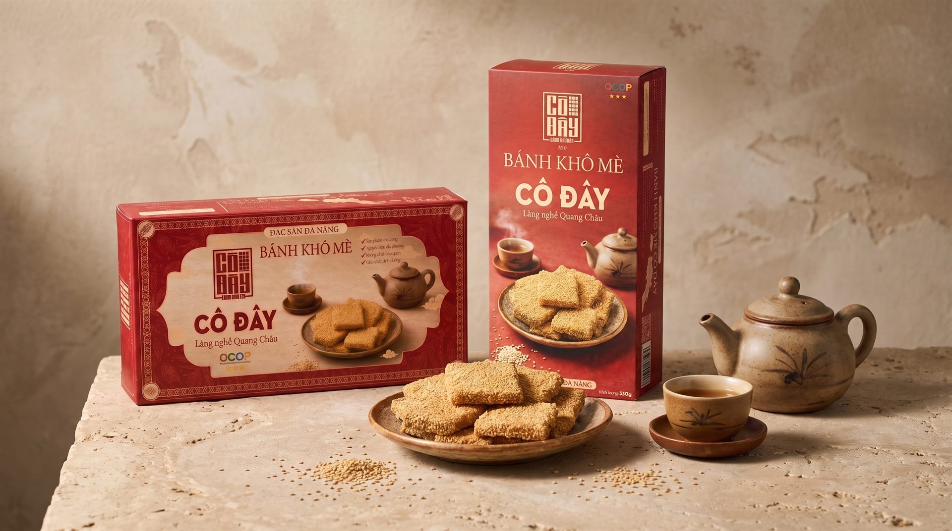 Mẹt bánh khô mè Cô Đây vàng ươm, rắc mè rang thơm phức